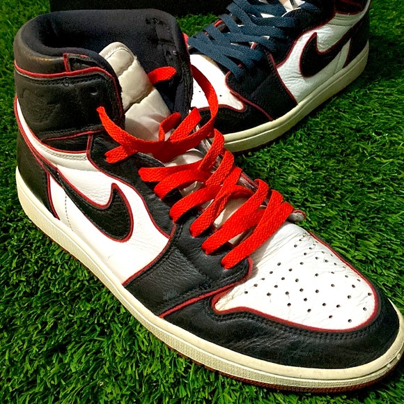 Nike - Jordan 1’s High Retro - Size 12 - Bloodline w/ original box. - Picture 5 of 6